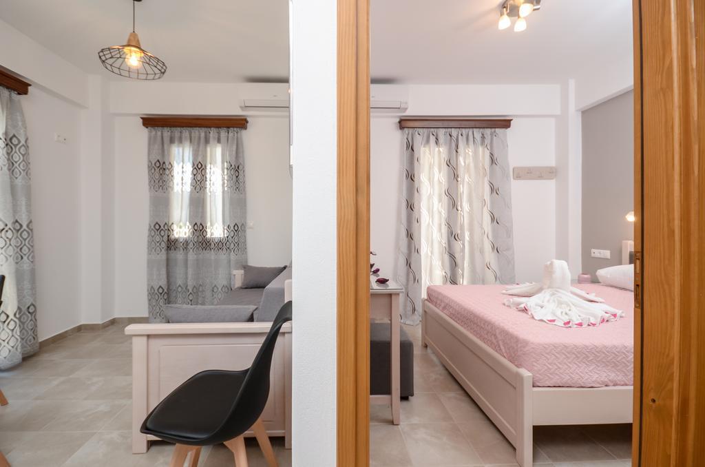 Agia Anna  Margaritis Apartments 2 מראה חיצוני תמונה